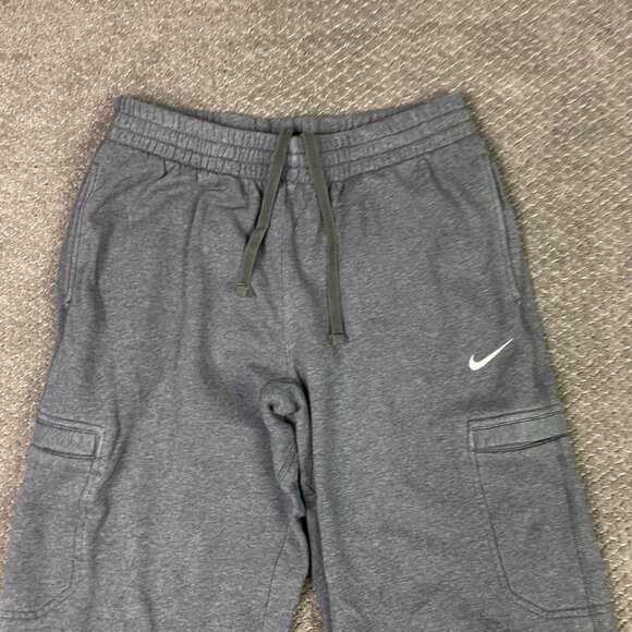 Nike Cargo Sweatpants Men's Large Gray Sportswear Club Fleece Joggers 586385 071 - Picture 2 of 14